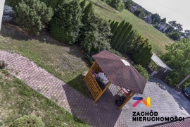 Prosperująca piekarnia wraz ze sklepem i dwoma mieszkaniami na piętrze. Łęknica.